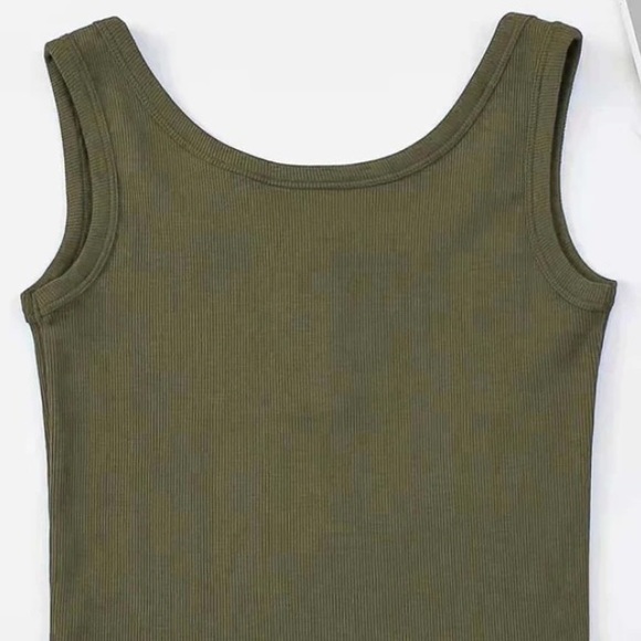 SHEIN Solid Button Rib-Knit Tank Top - Picture 2 of 4